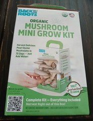 Back To The Roots Organic Mushroom Farm Grow Kit (11006)