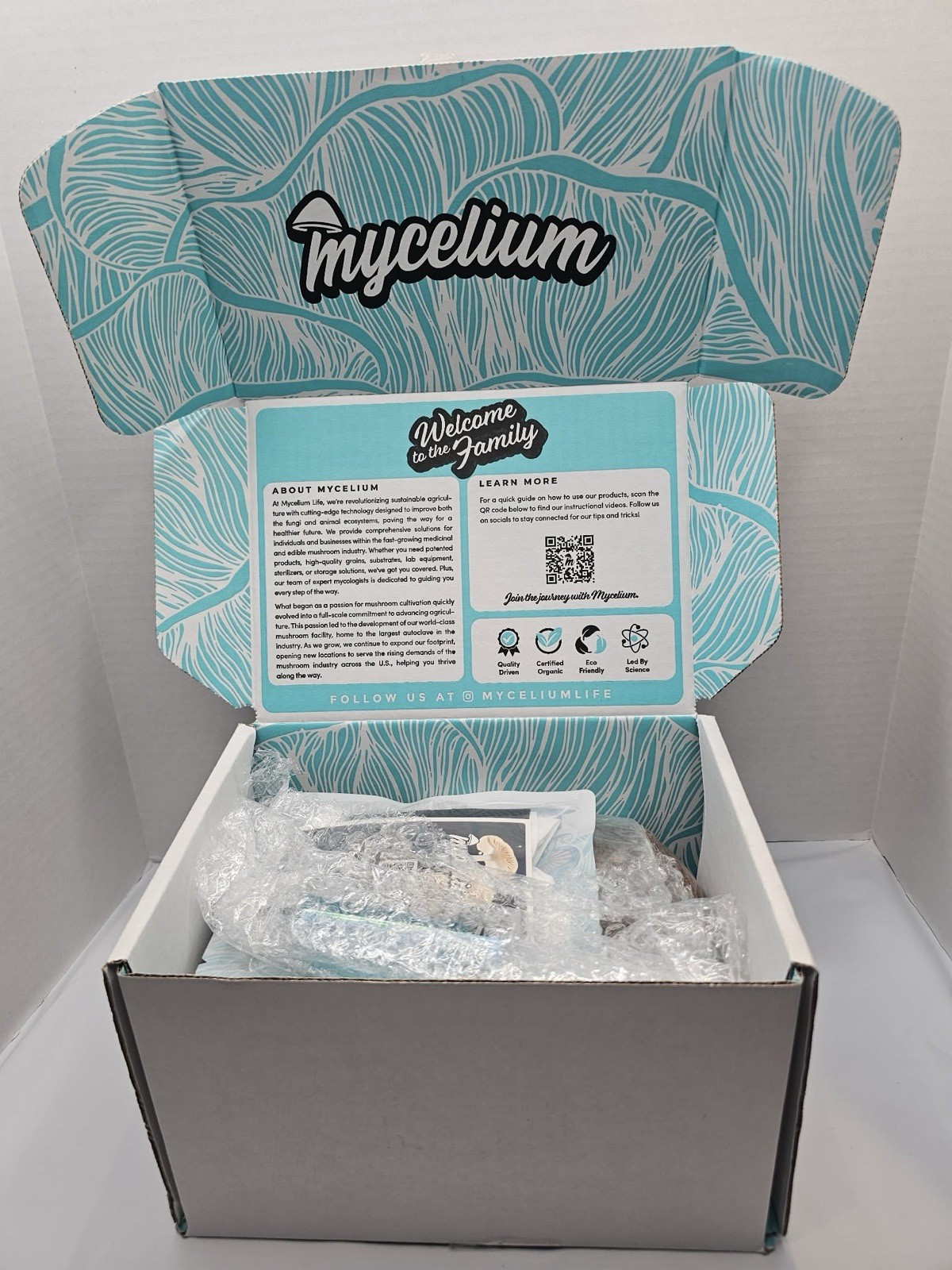 Mycelium Plus Mushroom Growing Kit, CVG Substrate Proprietary Blend (5 LBS) gallery